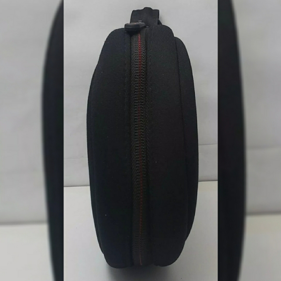 BEATS CASE HEADPHONES - Picture 3 of 5